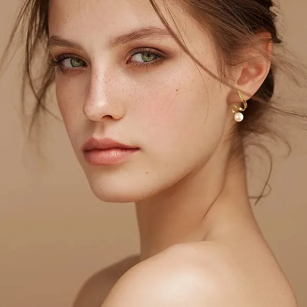 Gold_Baroque_Pearl_Earrings_For_Women